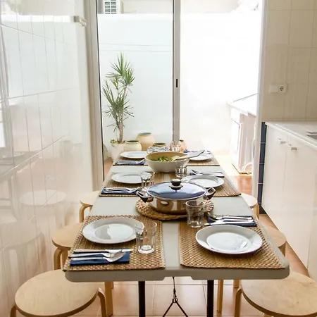 Tot Un Mon-beachfront House * Puzol