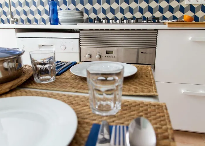 Tot Un Mon-beachfront House Vakantiehuis *